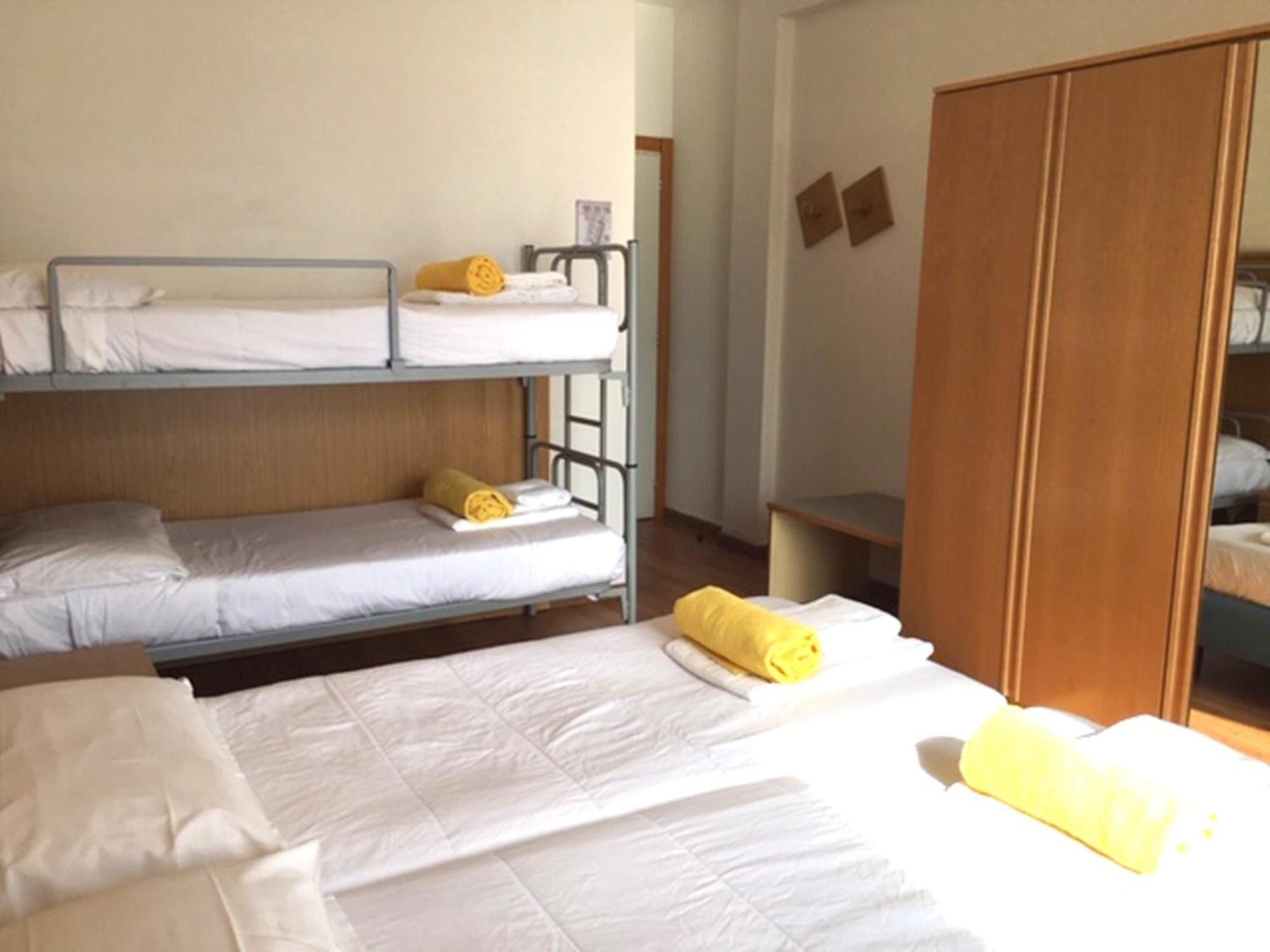 Hotel Castell - Montagnoli Group Лимоне-суль-Гарда Номер фото